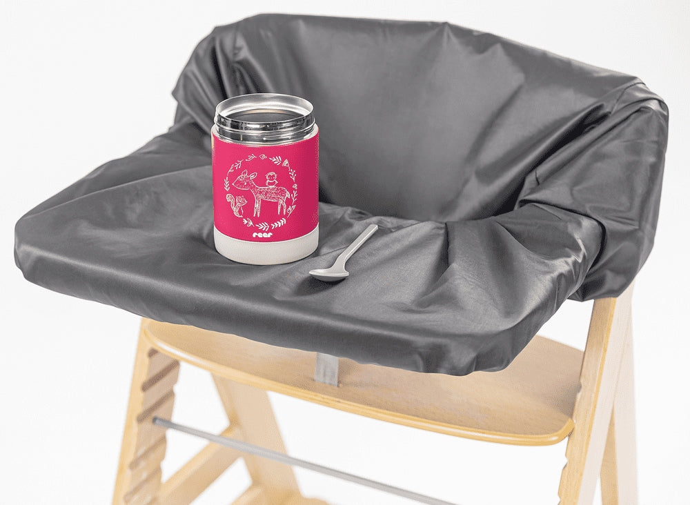 seat cover for high chair, shopping cart display item, very good condition, replacement packaging possible