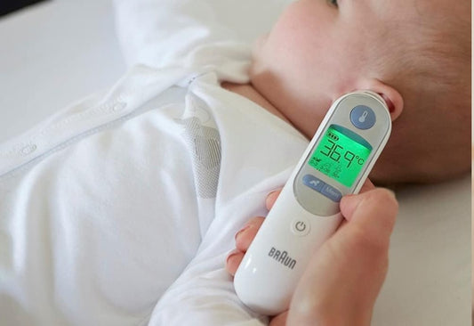 BRAUN ThermoScan 7 termometro auricolare preciso + 21 copriugelli protettivi