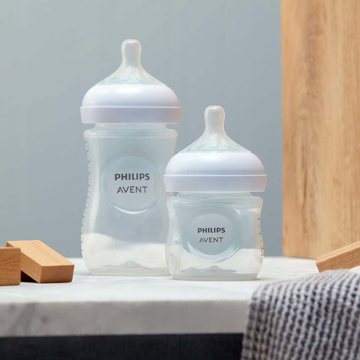PHILIPS AVENT Natural RESPONSE set de biberoane și accesorii