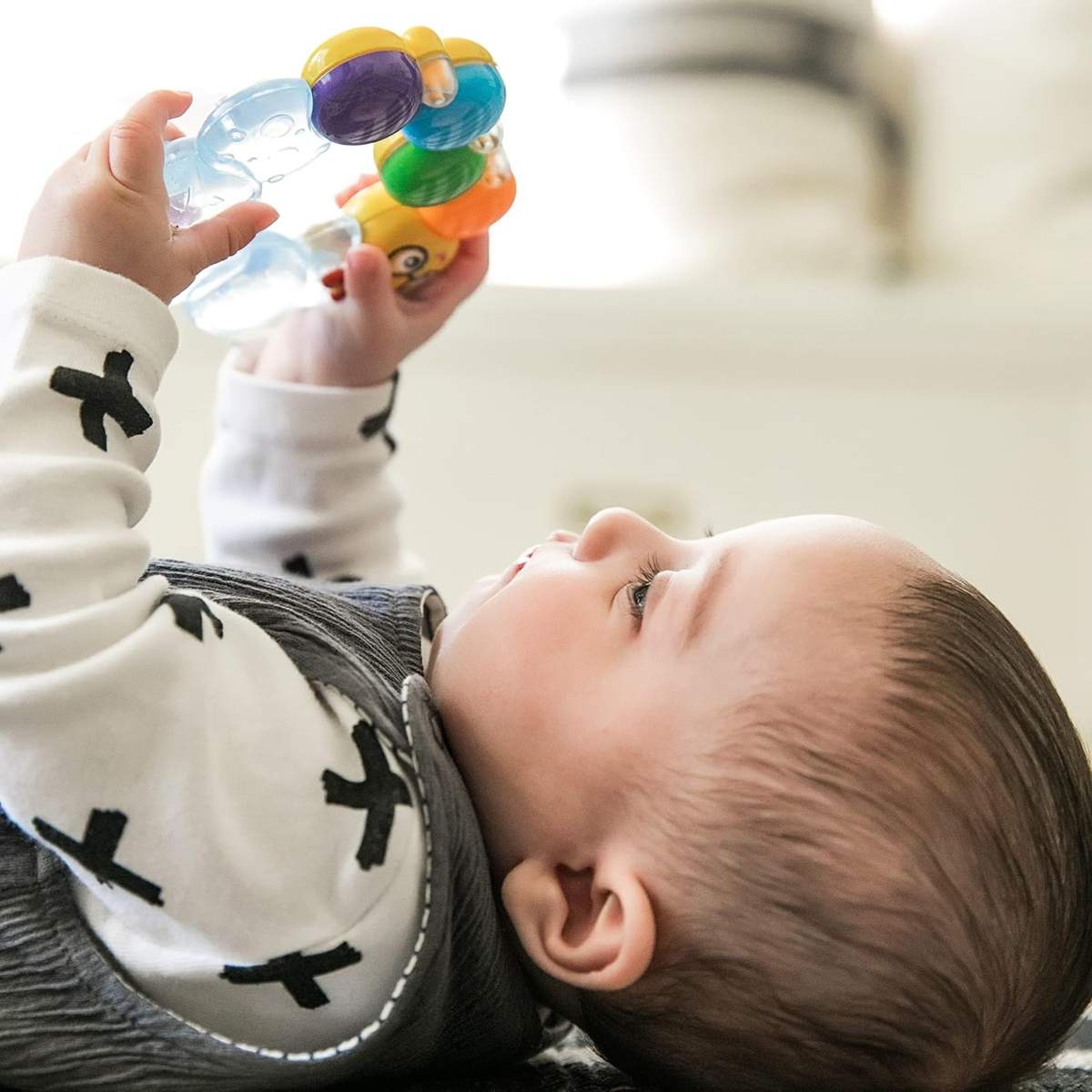 The teether soothes sore gums during teething.It is filled with water and can be cooled in the fridge.The