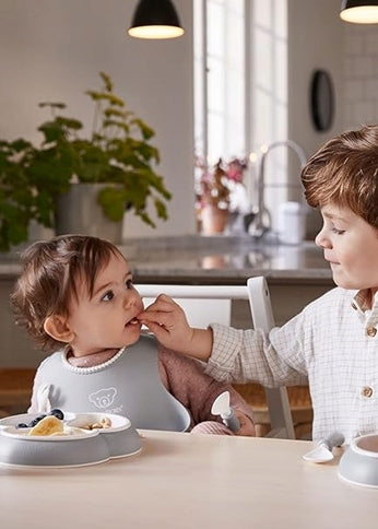 BABYBJORN bavaglino in silicone con tasca x2