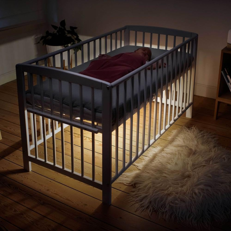 MAXI-COSI Glow inteligentna lampka nocna pod łóżeczko z aplikacją 30 cm – zdjęcie produktu 3