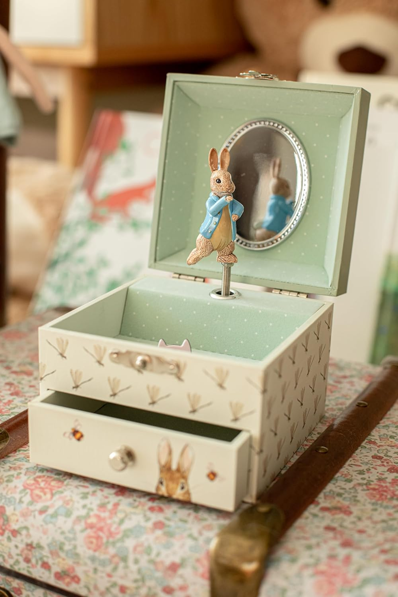 TROUSSELIER cutie muzicală cu mecanism de întoarcere 10,5 x 8,5 cm PETER IEPURAȘ
