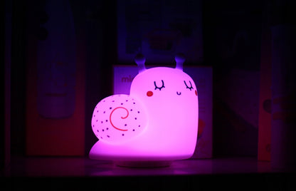 MINILAND Cosy Dreamernight light snailage 0 +colour whitewidth 8.7 cm, length 12.3 cm, height 12.3