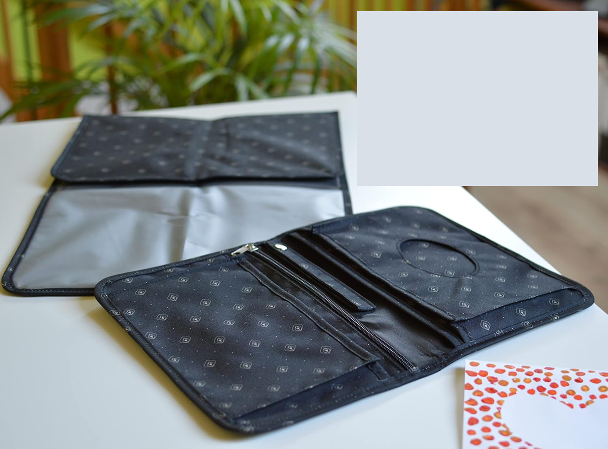 LOVE MY BABY organizer voor verschoningsaccessoires + mat 18,5 x 26 cm