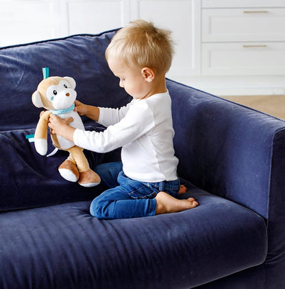 INNOGIO GIO-881 przytulanka ze światełkiem i 10 dźwiękami MAŁPA LUCY 35 cm – zdjęcie produktu 3