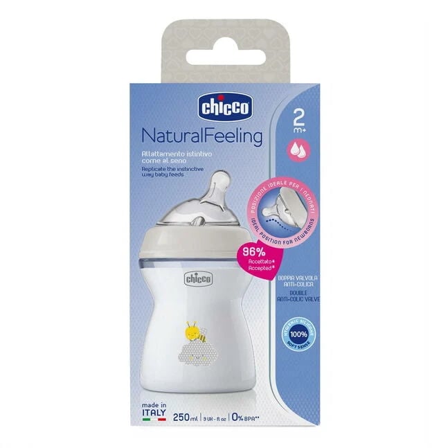 Chicco NaturalFeeling 250 ml 2m+ – neutralna butelka w opakowaniu
