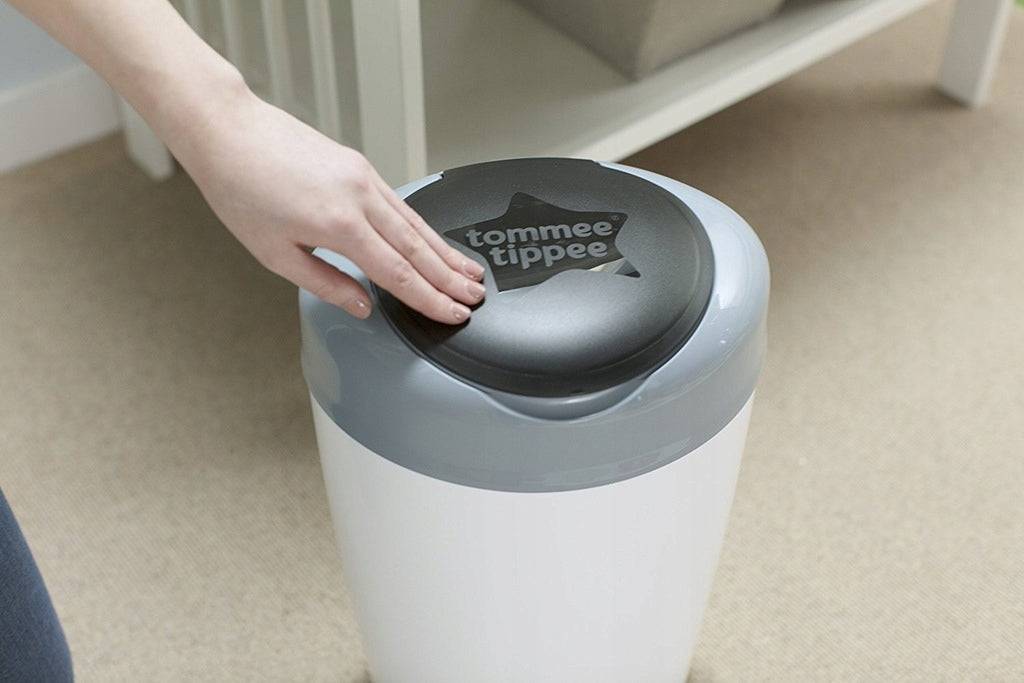 TOMMEE TIPPEE simplee sangenic kosz na zużyte pieluchy + wkład z pokrywą antyzapachową i ochroną przed zarazkami