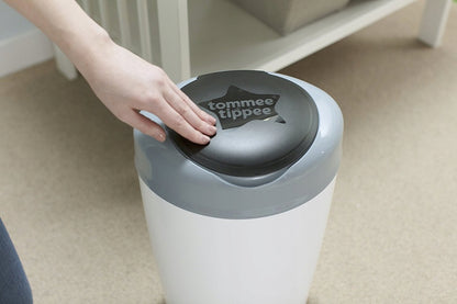 TOMMEE TIPPEE simplee sangenic kosz na zużyte pieluchy + wkład z pokrywą antyzapachową i ochroną przed zarazkami