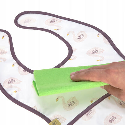 LASSIG śliniak plastikowy na rzep z kieszonką 6-24msc – zdjęcie produktu 3