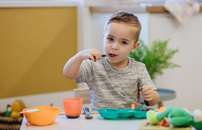 TOMMEE TIPPEE Cubiertos de acero para niños grandes cuchara tenedor cuchillo 16 cm 12 m+