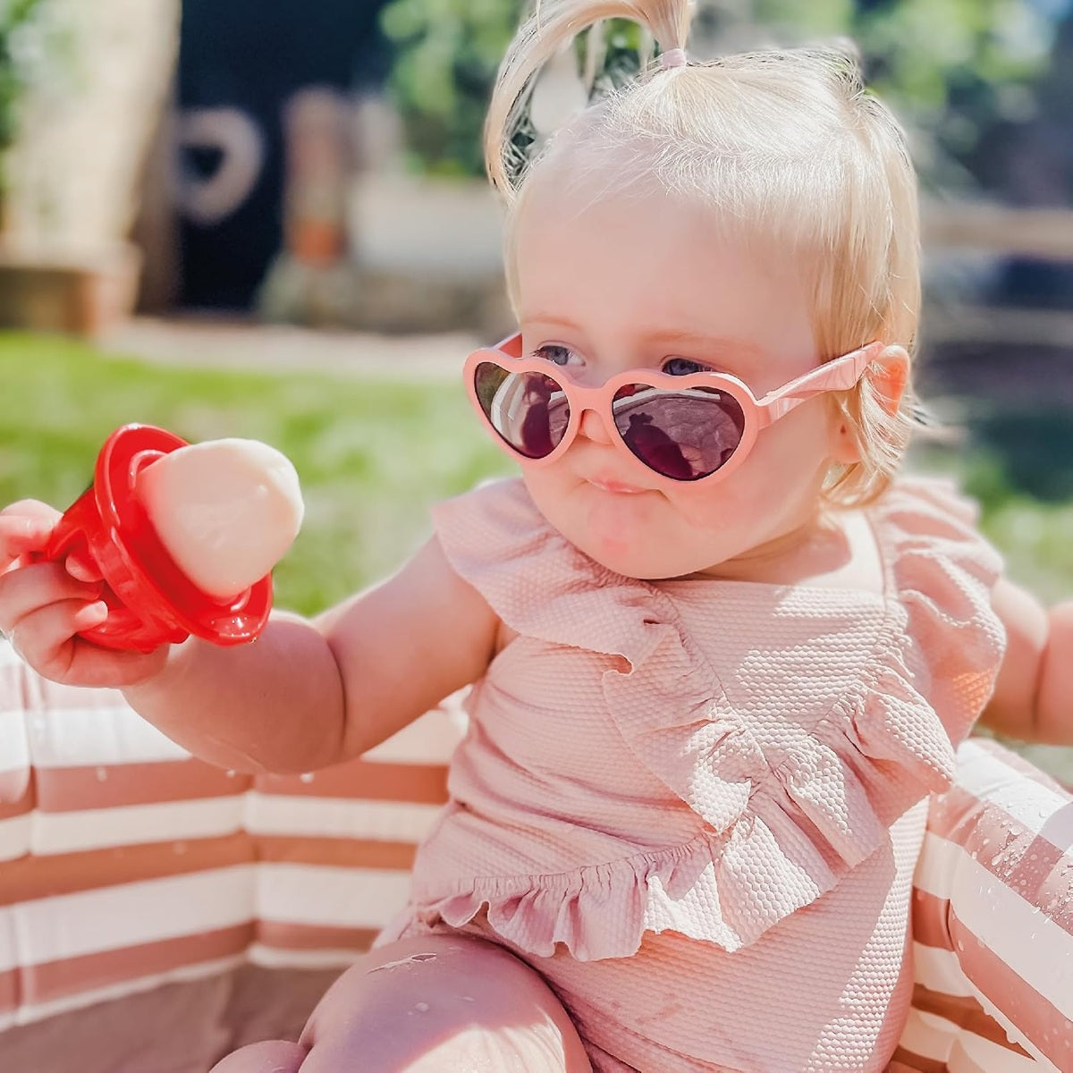 NUBY forma do lodów w kształcie smoczka 4 sztuki + taca do zamrażania – zdjęcie produktu 6