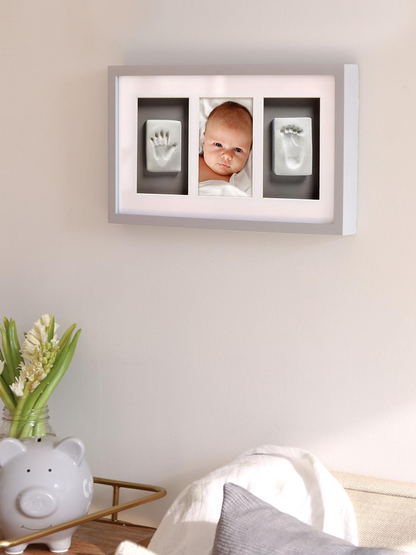 PEARHEAD Deluxe photo frame and handprint & footprint kit