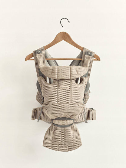 BABYBJORN Move Airy Mesh ergonomic baby carrier