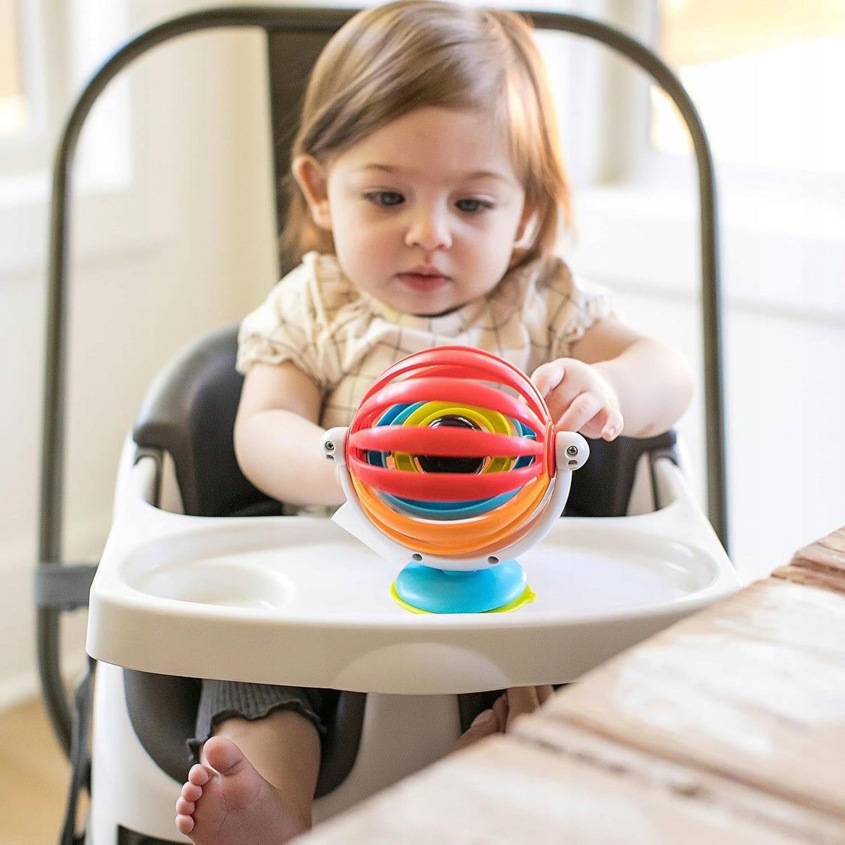BABY EINSTEIN Sticky Spinner zabawka z grzechotką i przyssawką 3 m+ – zdjęcie produktu 4