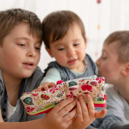 FEHN książeczka sensoryczna z lusterkiem ZAWIESZKA – zdjęcie produktu 4