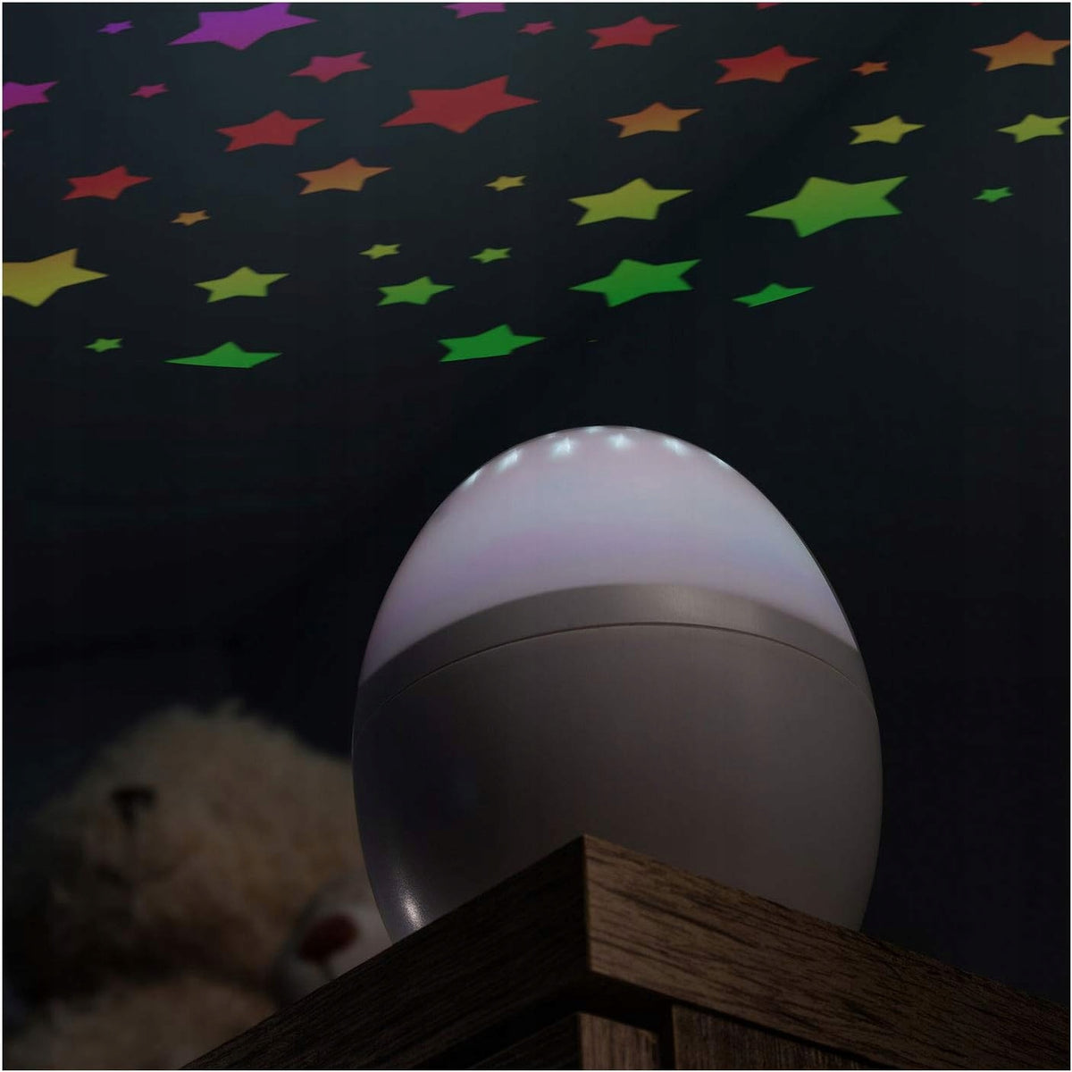 REER Starlino lampka nocna i projektor gwiazd 4 kolory LED – zdjęcie produktu 5