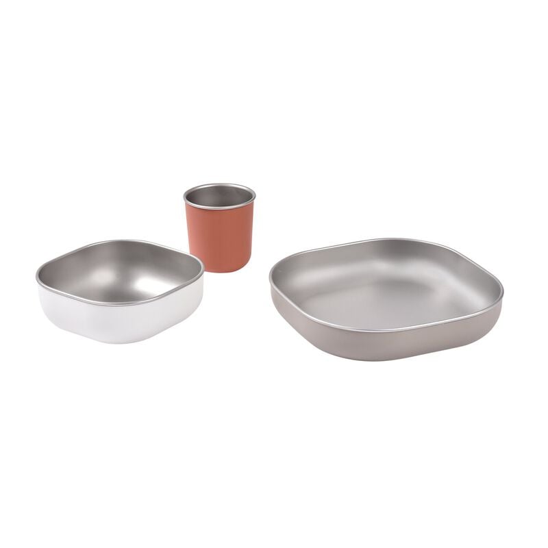 Béaba Inox Terracotta — widok naczyń i kubka ustawionych obok siebie