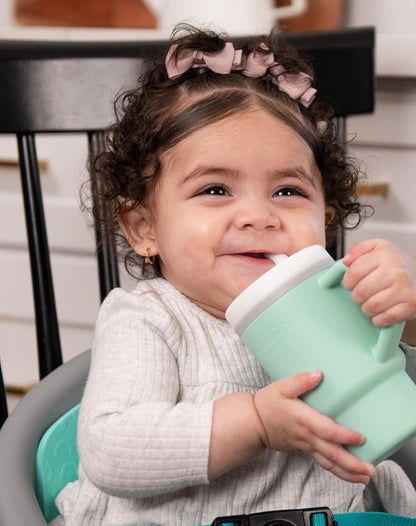 INFANTINO My 1st Tumbler bicchiere in silicone antigoccia con beccuccio 266 ml 6 m+