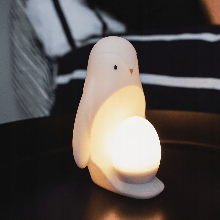 TOMMEE TIPPEE Pingwin 2w1 lampka nocna + przenośna – zdjęcie produktu 3