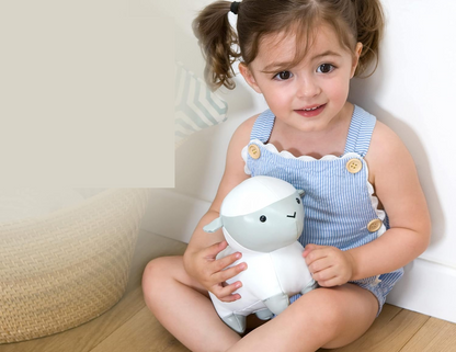LITTLE BIG FRIENDS Sheep Simon cuddly toy with music box