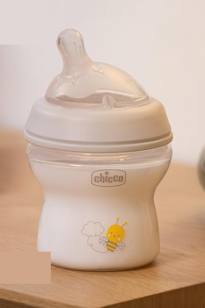 CHICCO NaturalFeeling fľaša 150 ml 0+ s pomalým prietokom