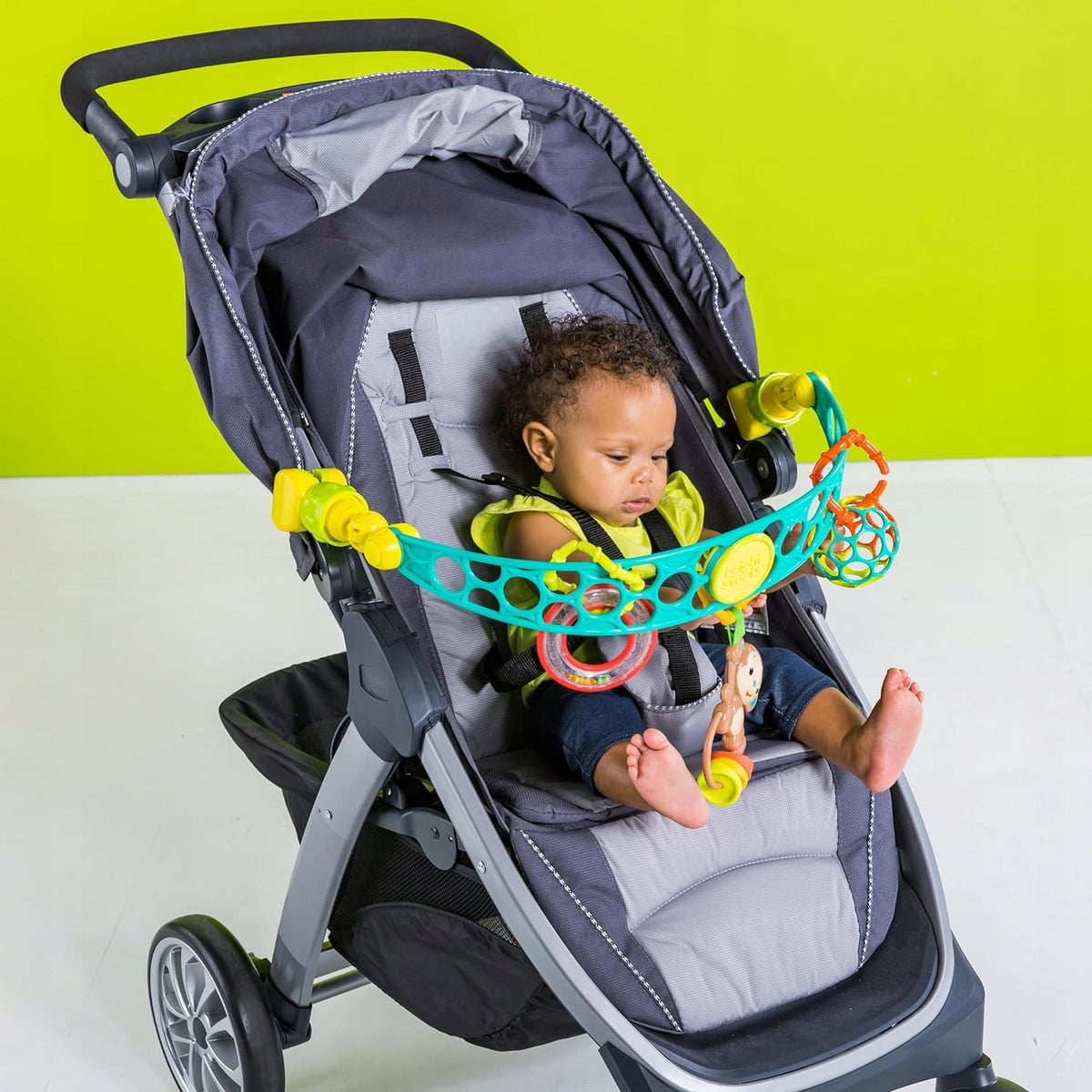 OBALL arco con juguetes para cochecito