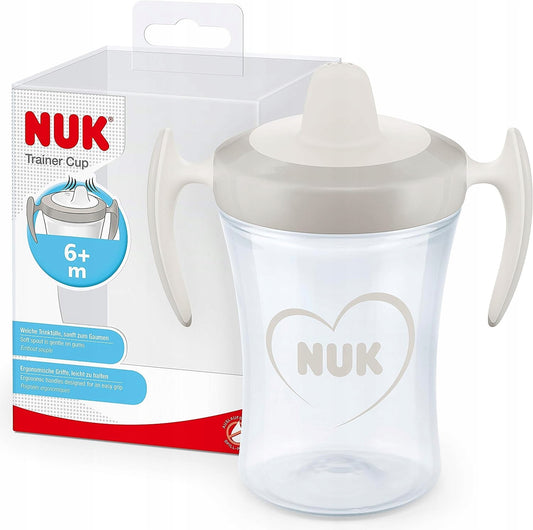 NUK Trainer Cup KUBEK NIEKAPEK serce 6 m+ 230 ml z ergonomicznymi uchwytami i miękkim ustnikiem